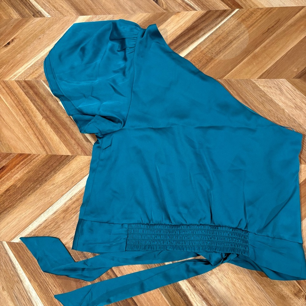 Express Turquoise One-Shoulder Blouse - Picture 3 of 6